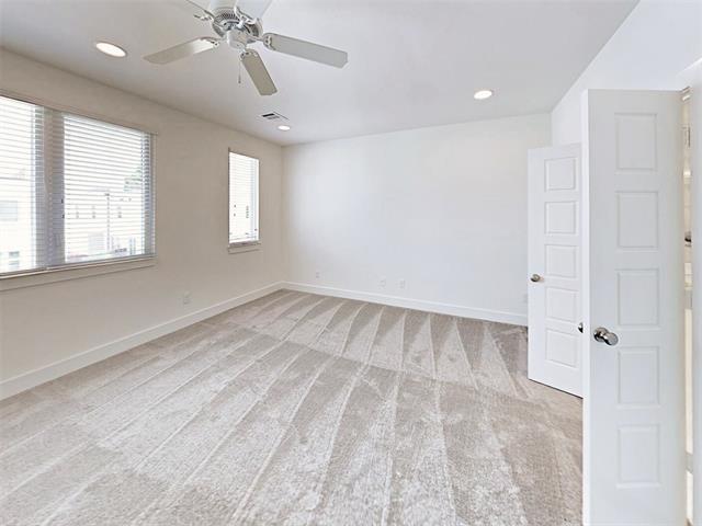 Building Photo - 324 Templeton Dr