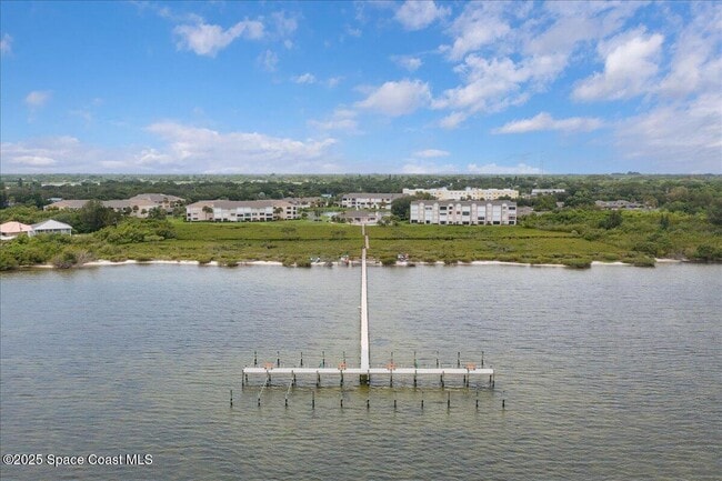 Building Photo - 6165 S Mirror Lake Dr