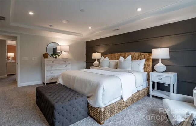 Building Photo - 19016 Yellow Birch Dr