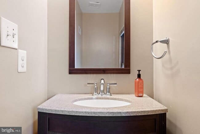 Building Photo - 3939 Tallow Tree Pl