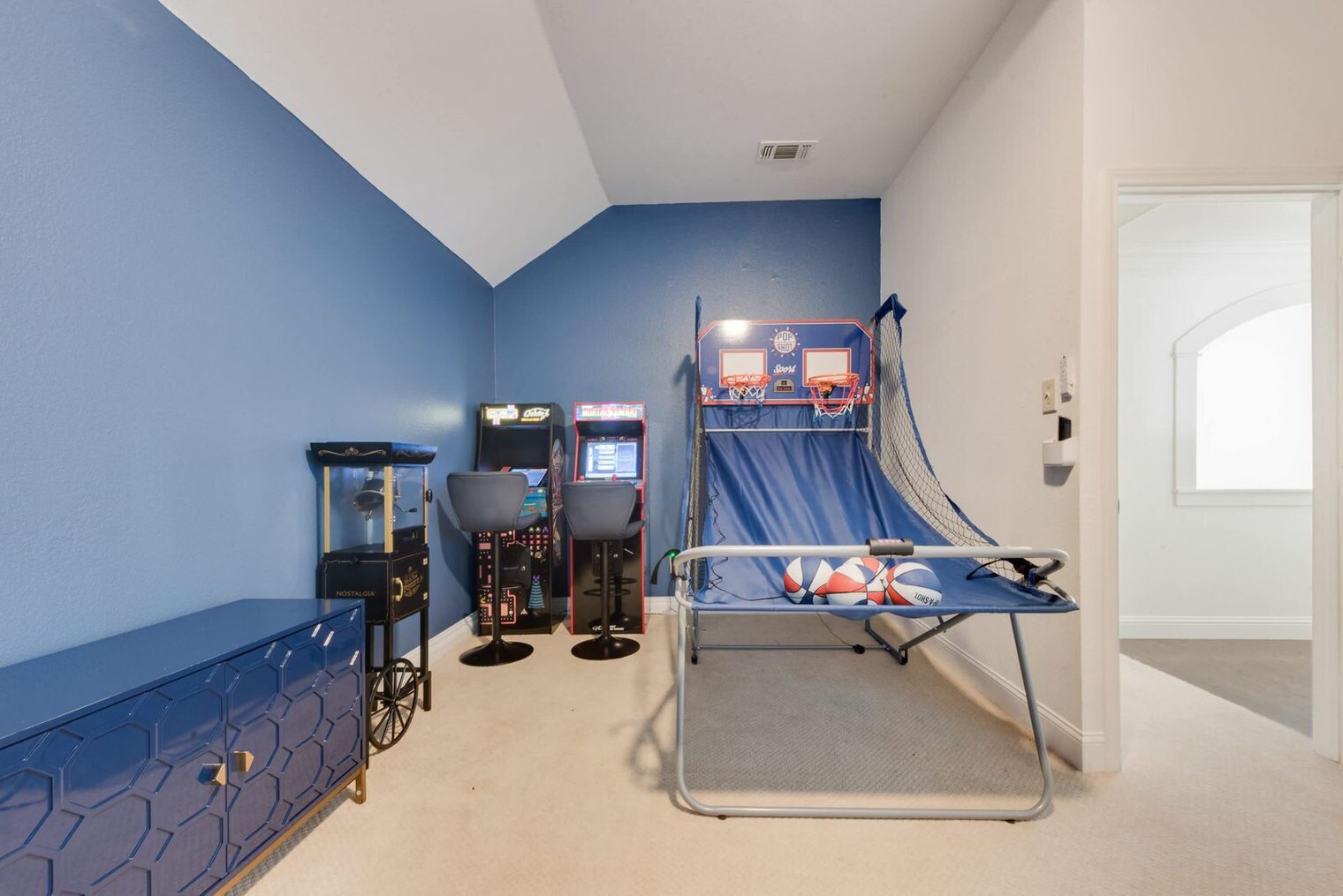 Building Photo - 5795 Brighton Ct