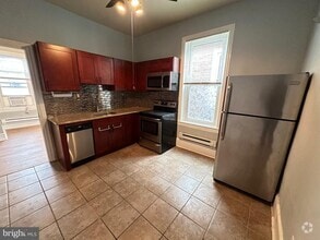 Building Photo - 1728 N 29th St
