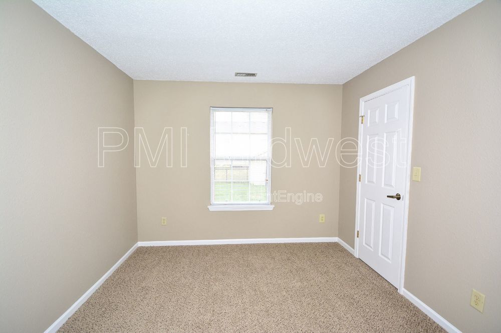 Building Photo - 8177 Amarillo Dr