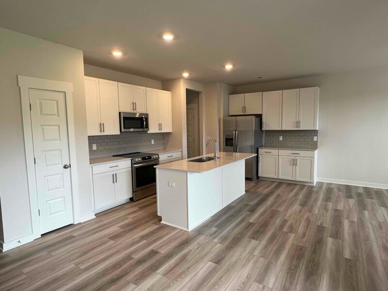 Building Photo - 145 Rising Ln