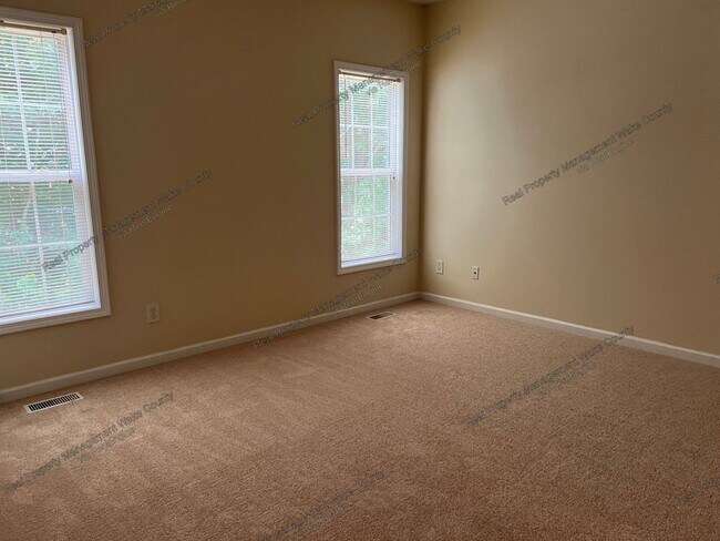 Building Photo - 2516 Farlow Gap Ln