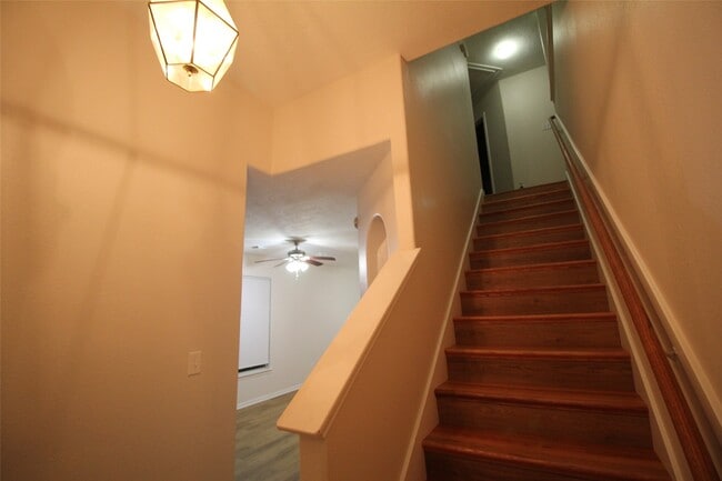 Building Photo - 21123 Sprouse Cir