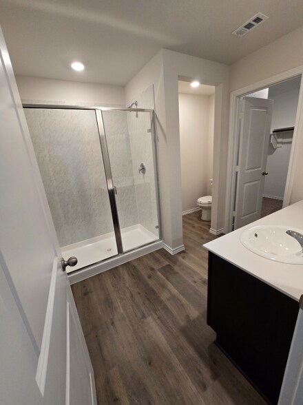 Building Photo - 1604 Teton River Dr