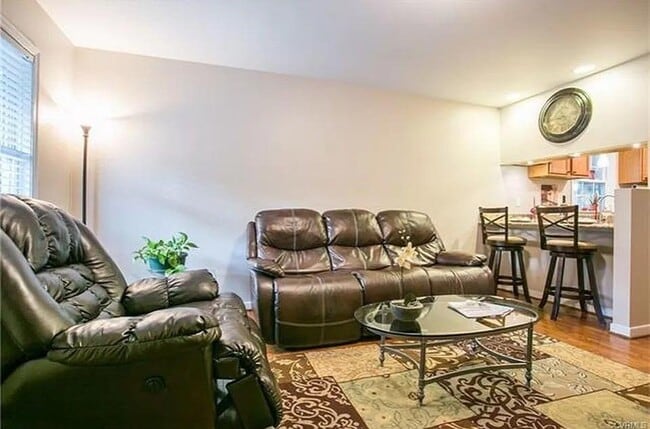 Building Photo - 1107 Sumpter St