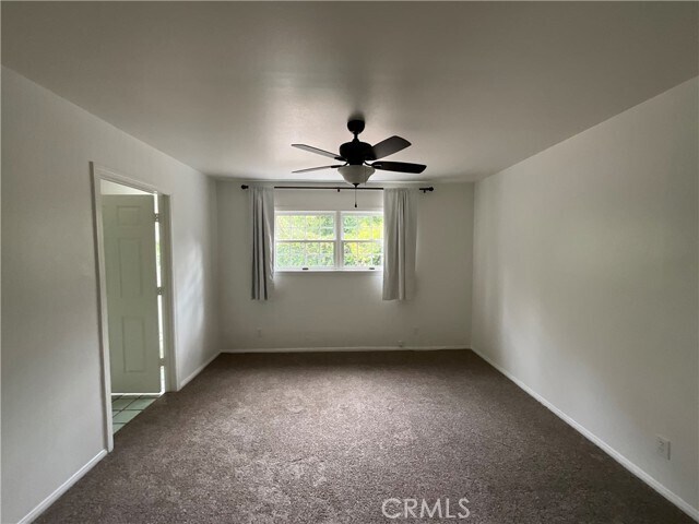 Building Photo - 2029 Las Palomas Dr