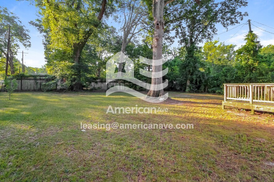 Building Photo - 2208 Ervin St
