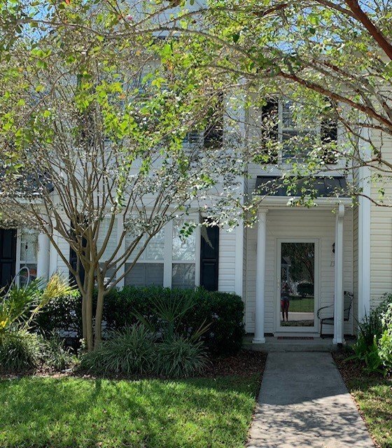 Building Photo - Westbury Park Two Bedroom, Two Bath Townhome!