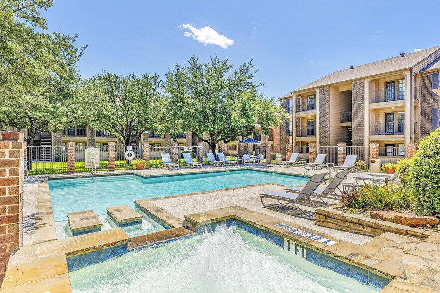 The Arbors of Euless Apartments 1002 Fuller Wiser Rd Euless TX 76039 Apartment Finder