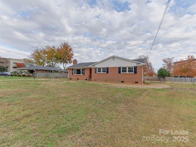 Building Photo - 1432 Bevis Dr