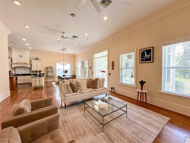 Building Photo - 6425 NW 202nd Pl