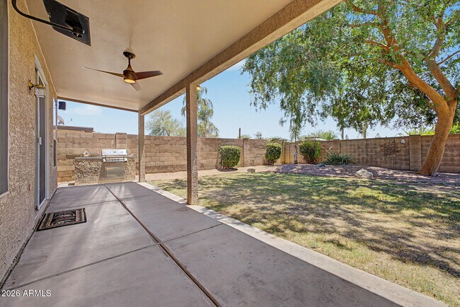 Building Photo - 4545 E Rowel Rd