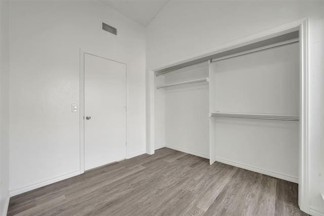 Building Photo - 2718 Laurel Oaks Dr