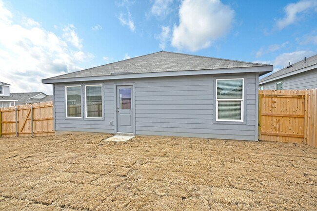 Building Photo - 1502 Tiptop Mdw