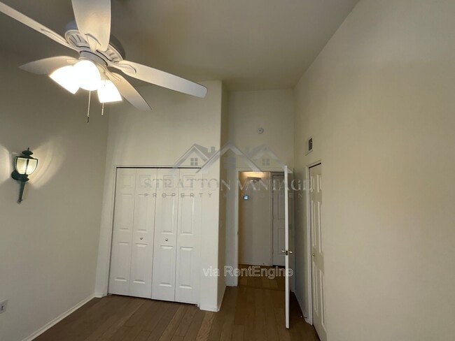 Building Photo - 10401 N 52nd St