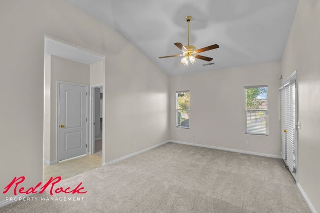 Building Photo - Newly Updated 2 Bedroom Home in Washington!