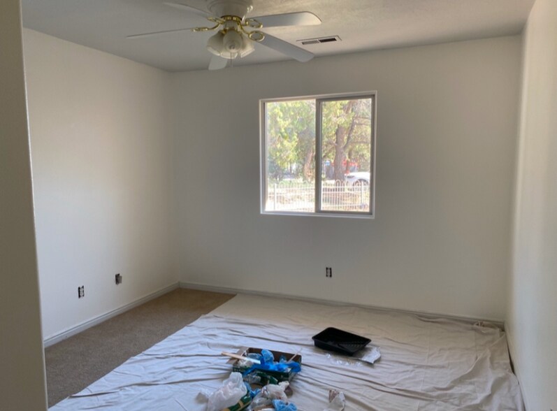 Building Photo - 221 Rex Layne Dr