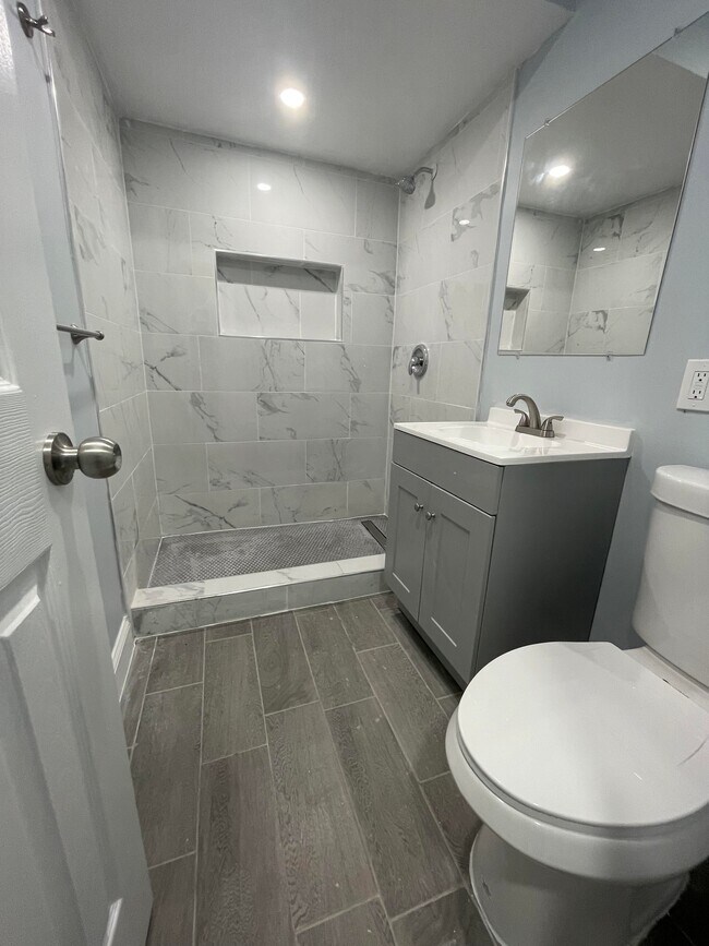 basement full bath - 5021 13th St NE