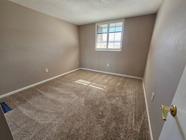 Guest Bedroom - 2700 N Highway A1A
