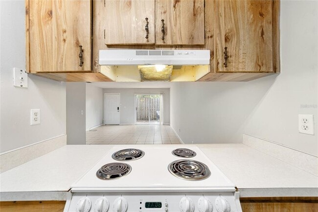 Building Photo - 5131 SE 29th St