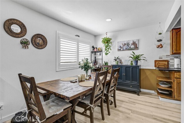 Building Photo - 12400 Montecito Rd
