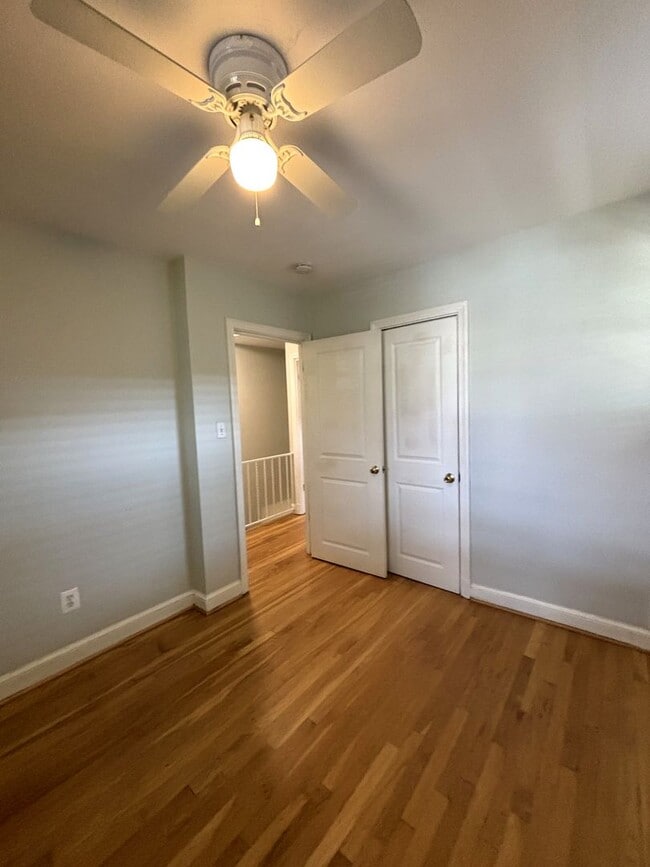 Building Photo - 162 Wesmond Dr