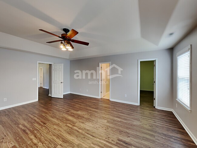 Building Photo - 912 Pristine Ln