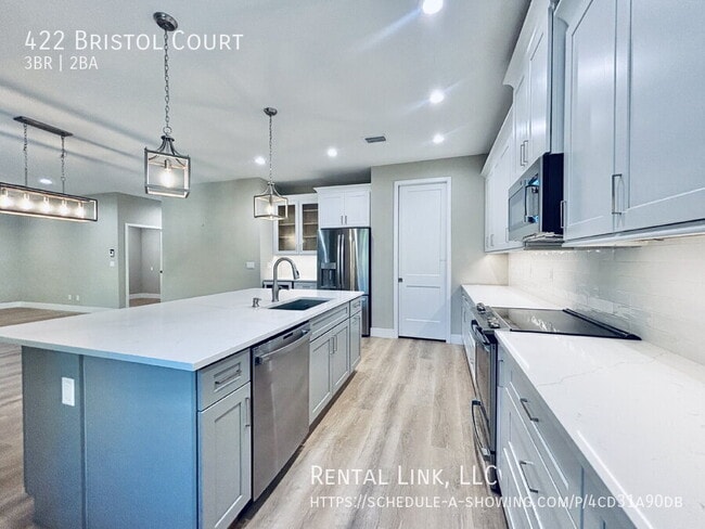 Building Photo - 422 Bristol Ct