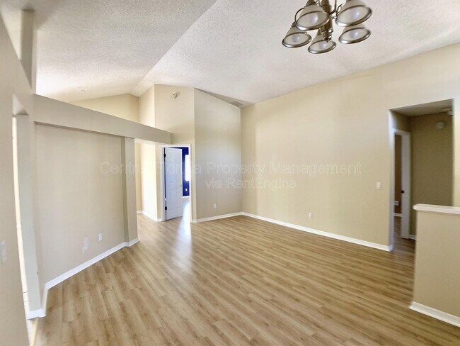 Building Photo - 295 Morning Glory Dr