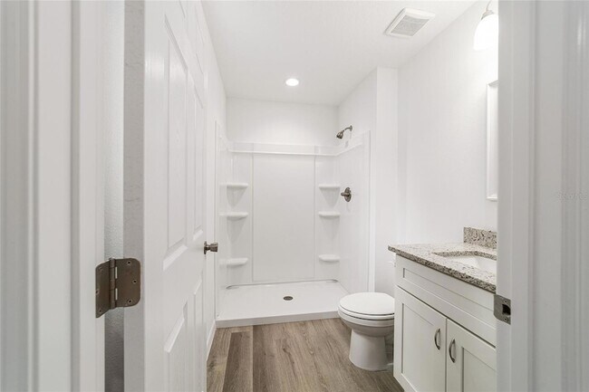 Building Photo - 691 NE 130th Ct