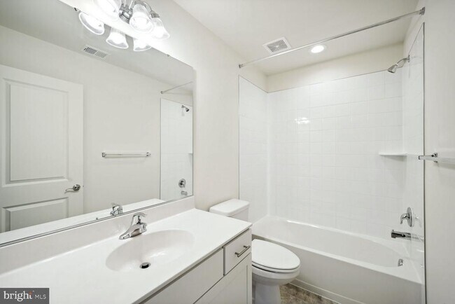 Building Photo - 315 Buckeye Cir