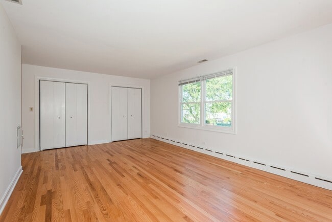 Building Photo - 15W244 Harvard St