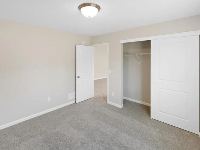 Building Photo - 3214 Kady Ave NE