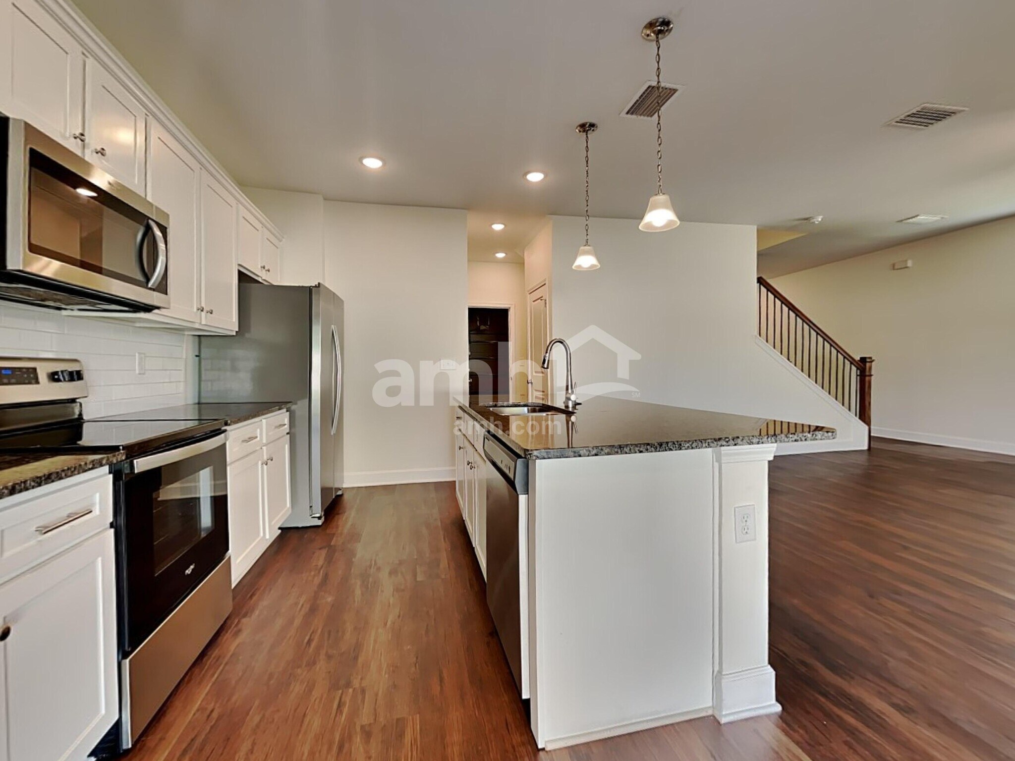 Building Photo - 974 Tan Tara Trl