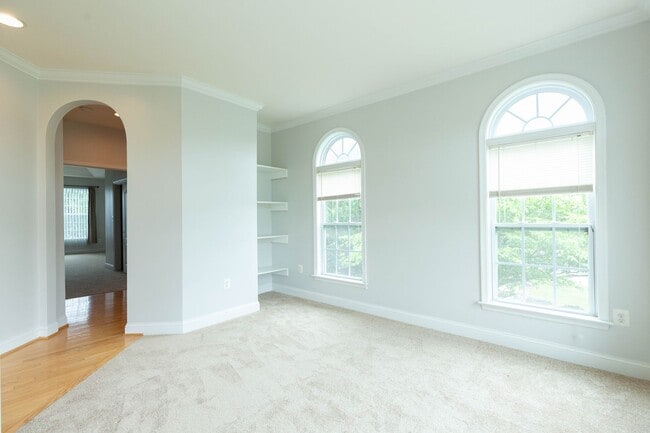 Building Photo - 391 Sheerer Dr