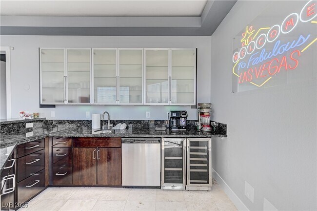 Building Photo - 1140 Brown Hill Ct