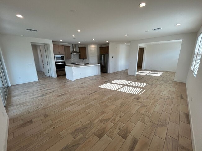 Building Photo - 11806 N Loma Linda St