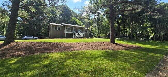 Building Photo - 132 Johnson Dr