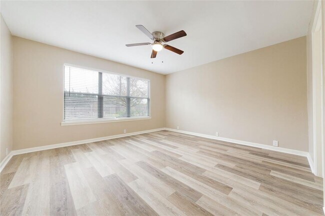 Building Photo - 1602 Gouda Ct