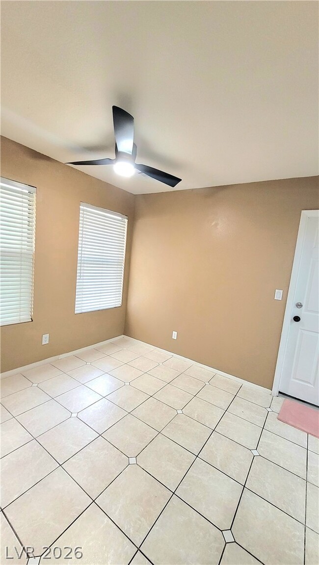 Building Photo - 9516 Wooden Pier Way