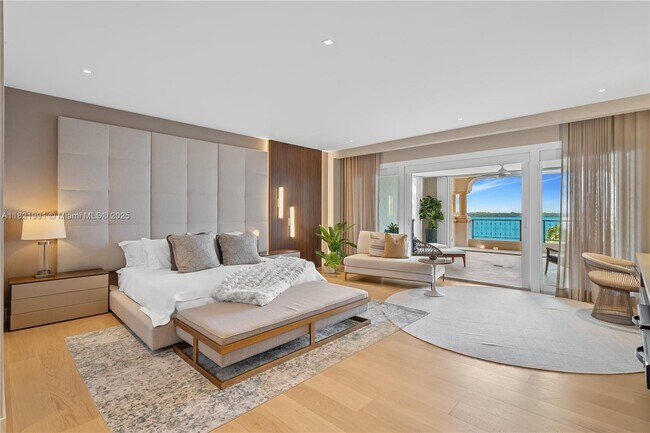 Building Photo - 5242 Fisher Island Dr