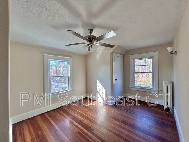 Building Photo - 142r Old Norwich Rd