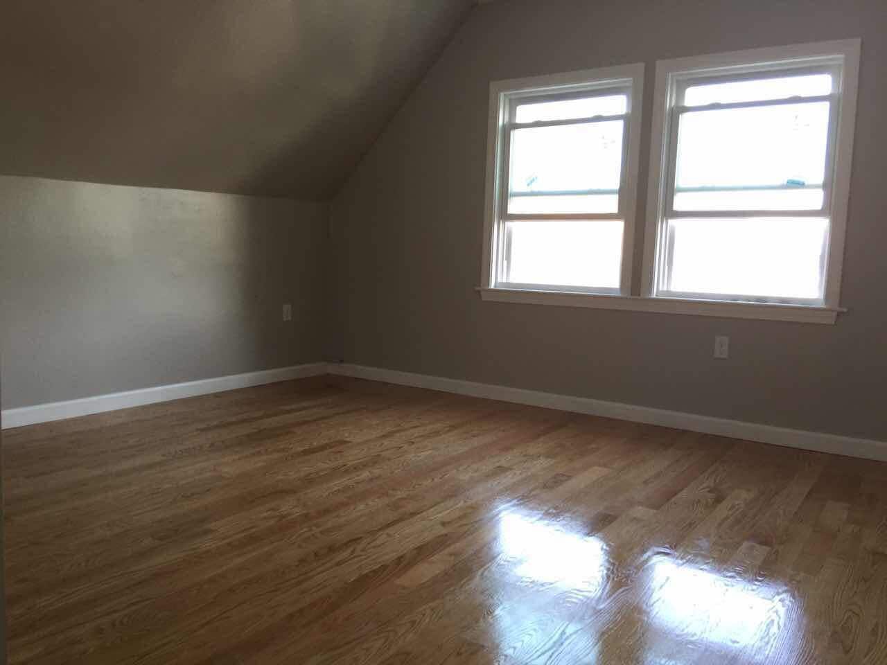 Bedroom - 104 Bowdoin St