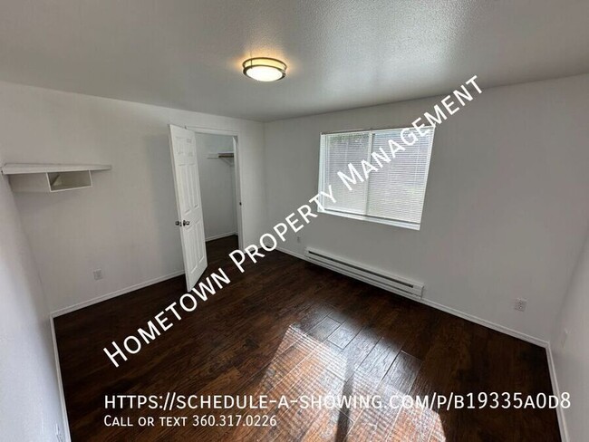 Building Photo - Lower Level 2 Bedroom Apartment with W/S/G...