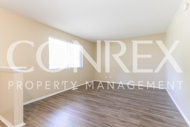 Building Photo - Beautiful 3 Bedroom Ranch