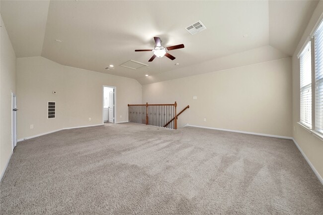 Building Photo - 25208 Forest Ledge Dr