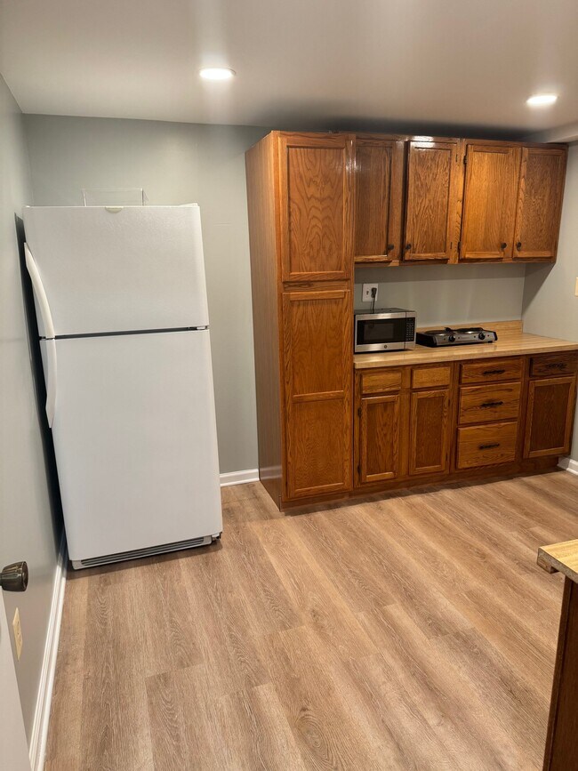 Building Photo - 8929 Bald Hill Pl